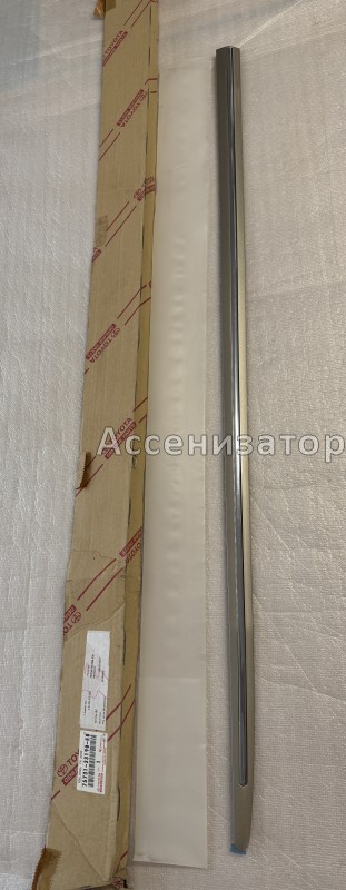 Молдинг передней правой двери TOYOTA CAMRY V30 7573133190E0