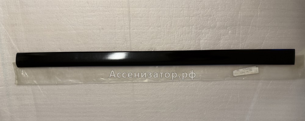 Молдинг передней левой двери Lexus RX XU30 7573205080C0