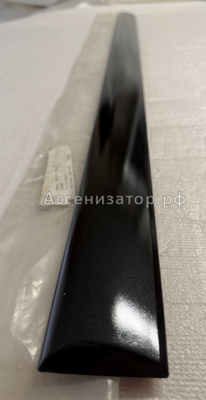 Молдинг передней левой двери Lexus RX XU30 7573205080C0