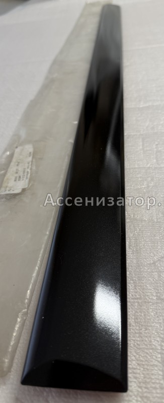 Молдинг передней левой двери Lexus RX XU30 7573205080C0