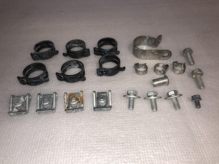 Комплект крепежа WEBASTO BMW E60 64500396436